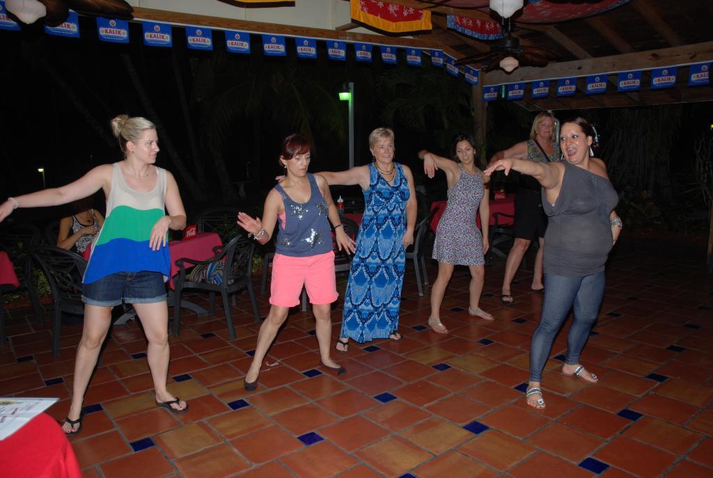 Sunrise Beach Club And Villas - Paradise Island Phòng bức ảnh